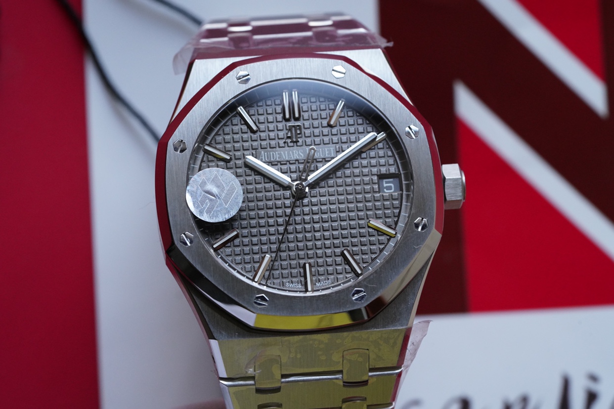 ZF廠愛彼皇家橡樹15500灰盤鋼帶男士機械錶 v2版正品開模 乃目前市面鋼錶的巔峰之作-精仿愛彼