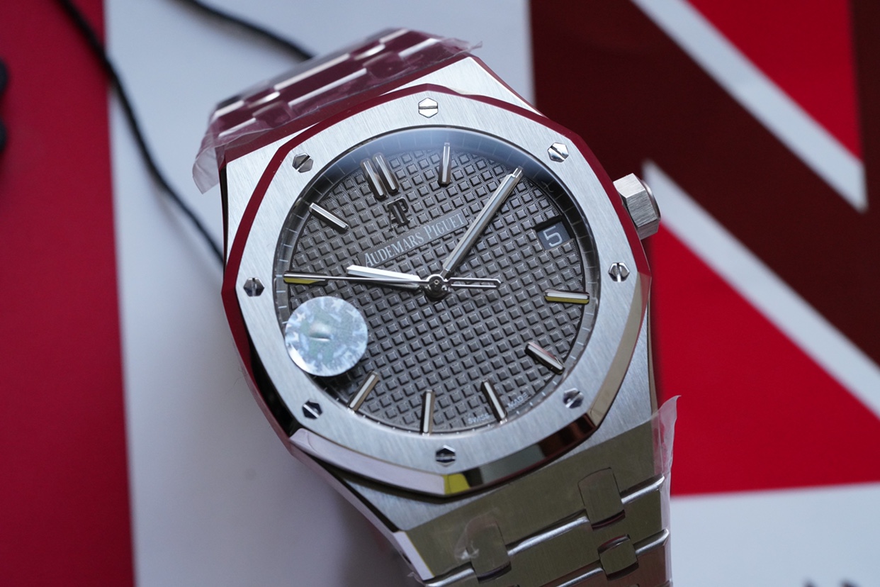 ZF廠愛彼皇家橡樹15500灰盤鋼帶男士機械錶 v2版正品開模 乃目前市面鋼錶的巔峰之作-精仿愛彼