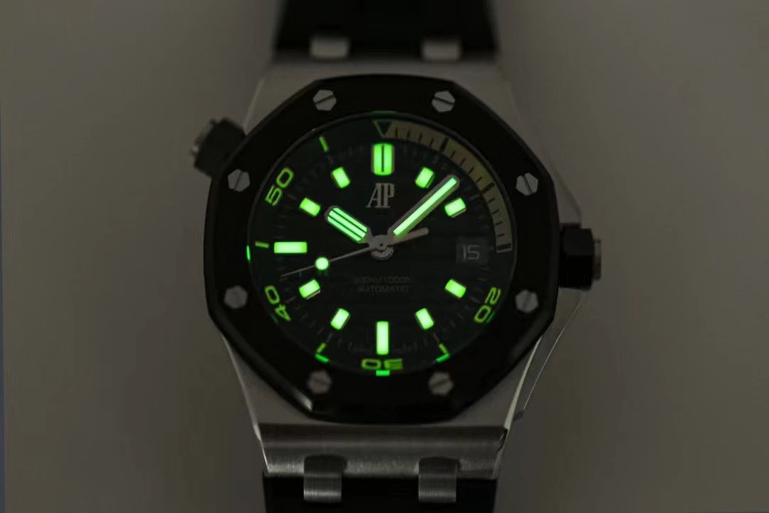 IP愛彼皇家橡樹離岸型15720ST男士膠帶潛水機械手錶 可快速拆換錶帶-精仿愛彼