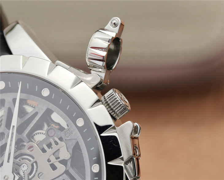 JB羅傑杜彼EXCALIBUR王者繫列RDDBEX0260 復刻史上最亂真的鏤空陀飛輪腕錶￥6880-精仿羅傑杜彼