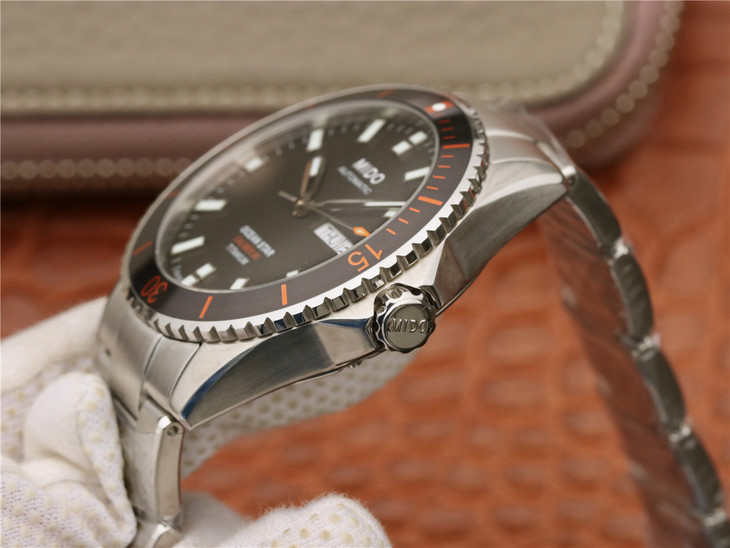 一比一高仿美度領航者M026男士自動機械鋼帶手錶￥2980-精仿美度
