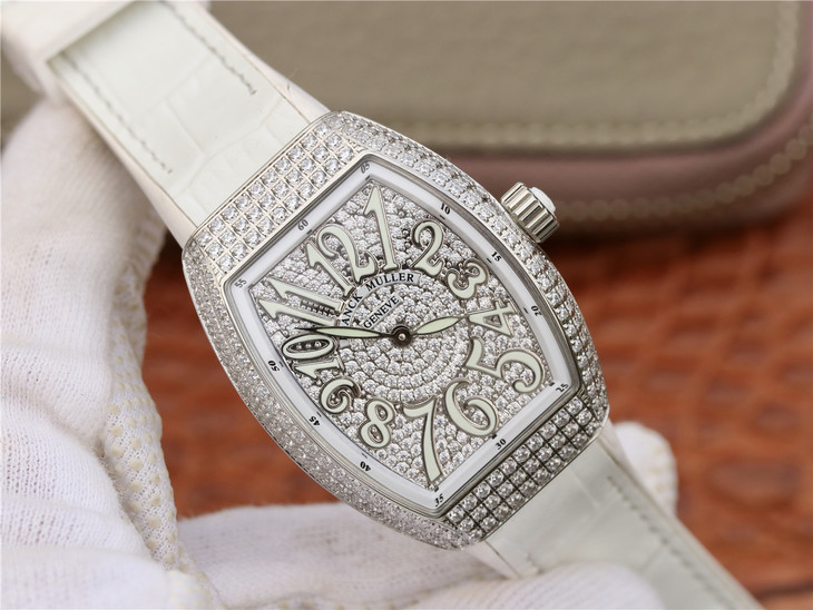 法穆蘭Vanguard V32女 腕錶以太陽壓紋錶盤鑲貼￥3480-精仿法蘭克穆勒
