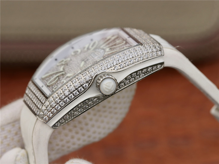 法穆蘭Vanguard V32女 腕錶以太陽壓紋錶盤鑲貼￥3480-精仿法蘭克穆勒