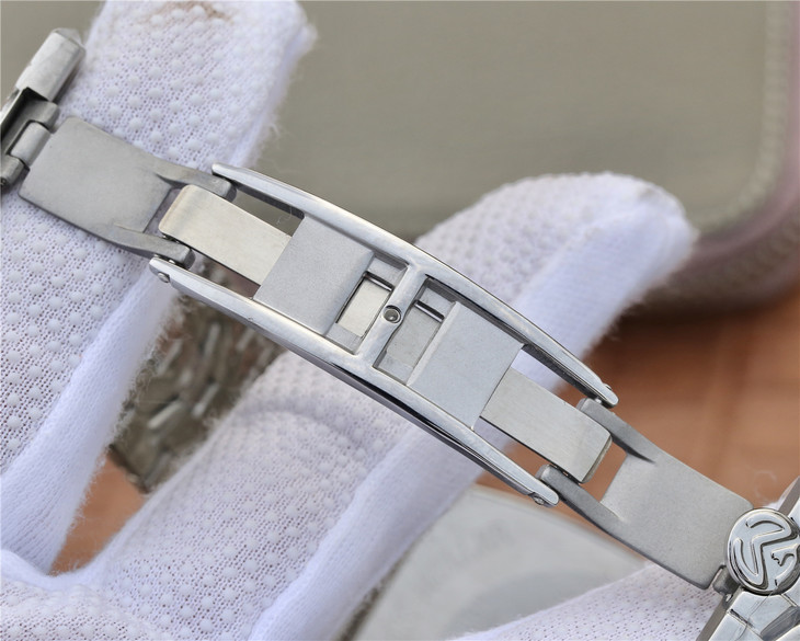 ABF法穆蘭 Casablanca繫列8880腕錶 男士腕錶 100%進口316L精鋼錶殼￥3180-精仿法蘭克穆勒